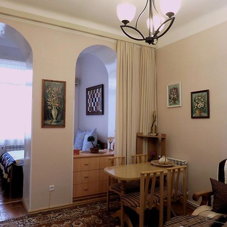 Apartament Ara & Gaya Аpartment Erywań Zewnętrze zdjęcie