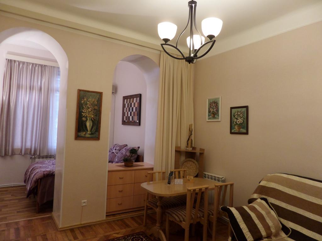 Apartament Ara & Gaya Аpartment Erywań Zewnętrze zdjęcie